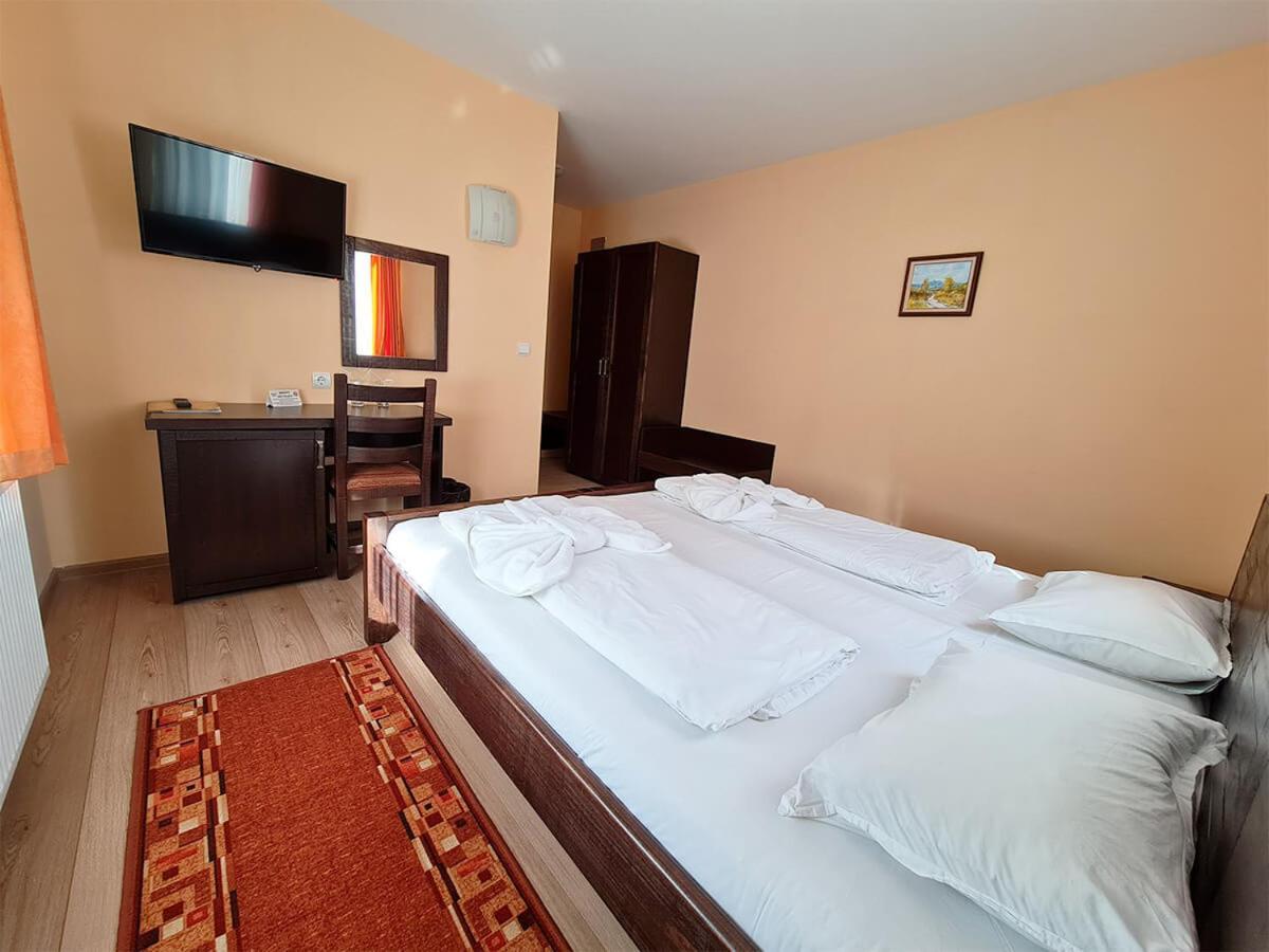 Family Hotel Chiflik Hills Habitación foto